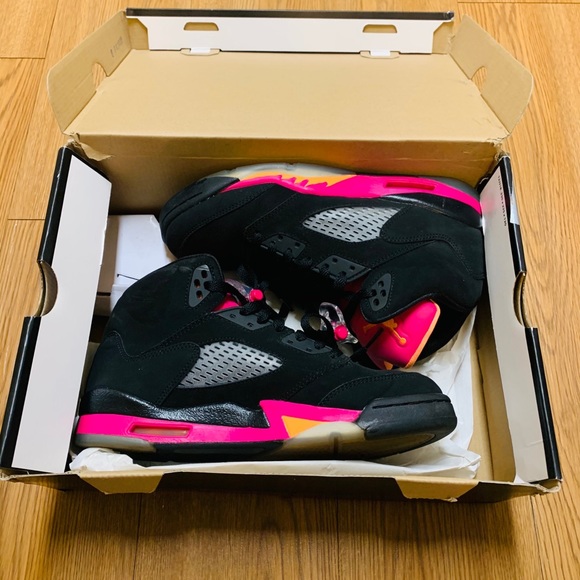 COPY - Girls Air Jordan Retro 5 - Picture 1 of 7